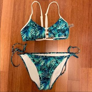 Victoria’s Secret tropical print bikini